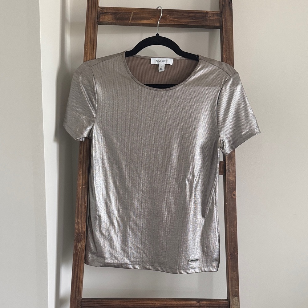 Nine West Shimmering Silver Short Sleeve Tee